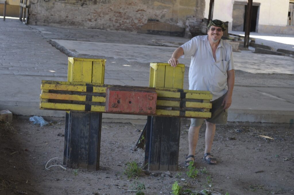 4dd25110 4a3f 47ca b61f 63c32e7c93ed