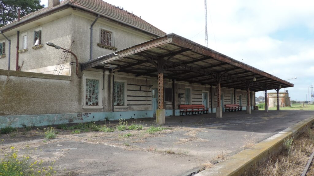 d8ae3bc6 3fe0 42c2 a495 594cf18695a0